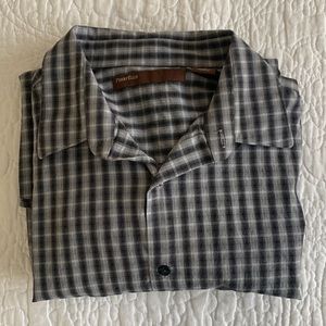 XL Perry Ellis Button Down